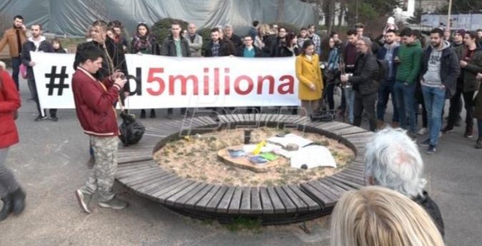 Protest "1 od 5 miliona" zbog seče drveća na Kalemegdanu