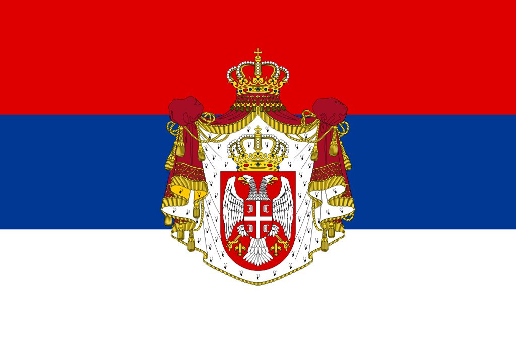 Zastava Kraljevine Srbije (Autor: Guilherme Paula - self-made, based in Image:Flag of Serbia.svg and Image:Coat of arms of Serbia.svg, CC BY-SA 3.0, https://commons.wikimedia.org/w/index.php?curid=2562345)