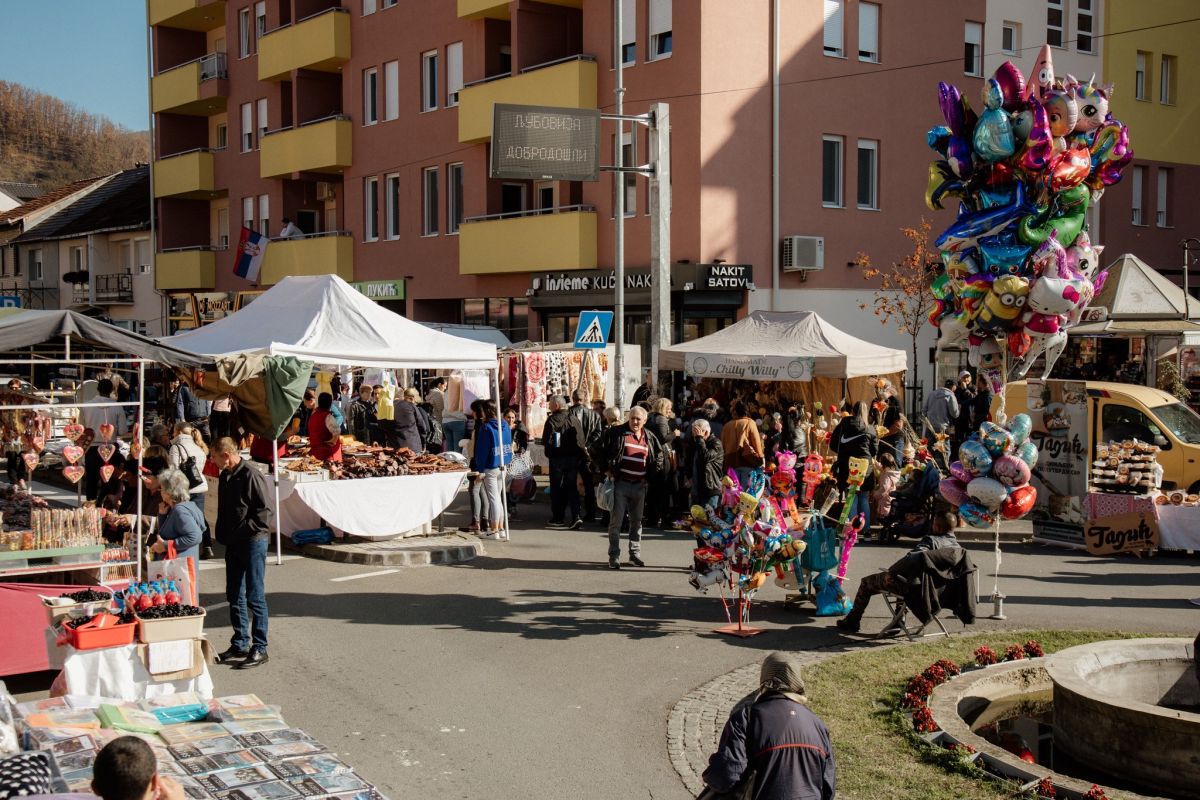 Mitrovdanski vašar i Azbukovački bazar u Ljuboviji