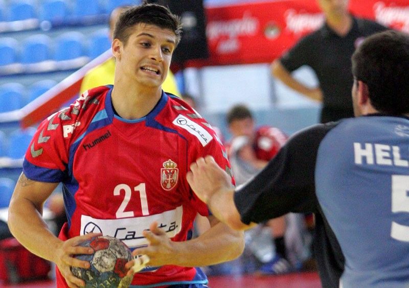 Petar Đorđić u dresu reprezentacije (foto: https://www.balkan-handball.com/wp-content/uploads/2014/04/djordjic.jpg)
