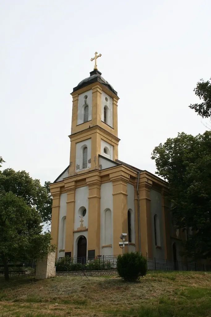 Црква Св. апостола Луке у Јаловику (Фото:Туристичка организација општине Владимирци; www.daibau.rs)