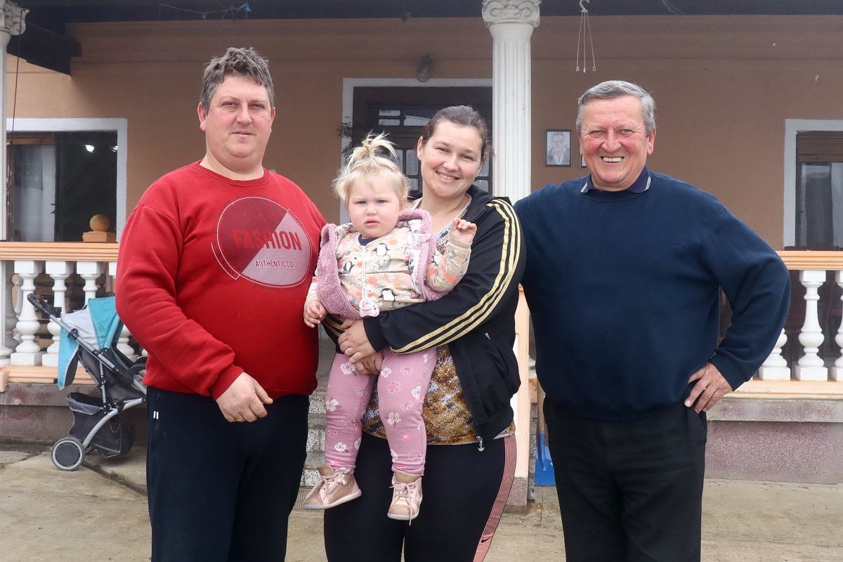 Nebojša, Aleksandra, Dunja i Rade Janković (Foto: Glas Podrinja)