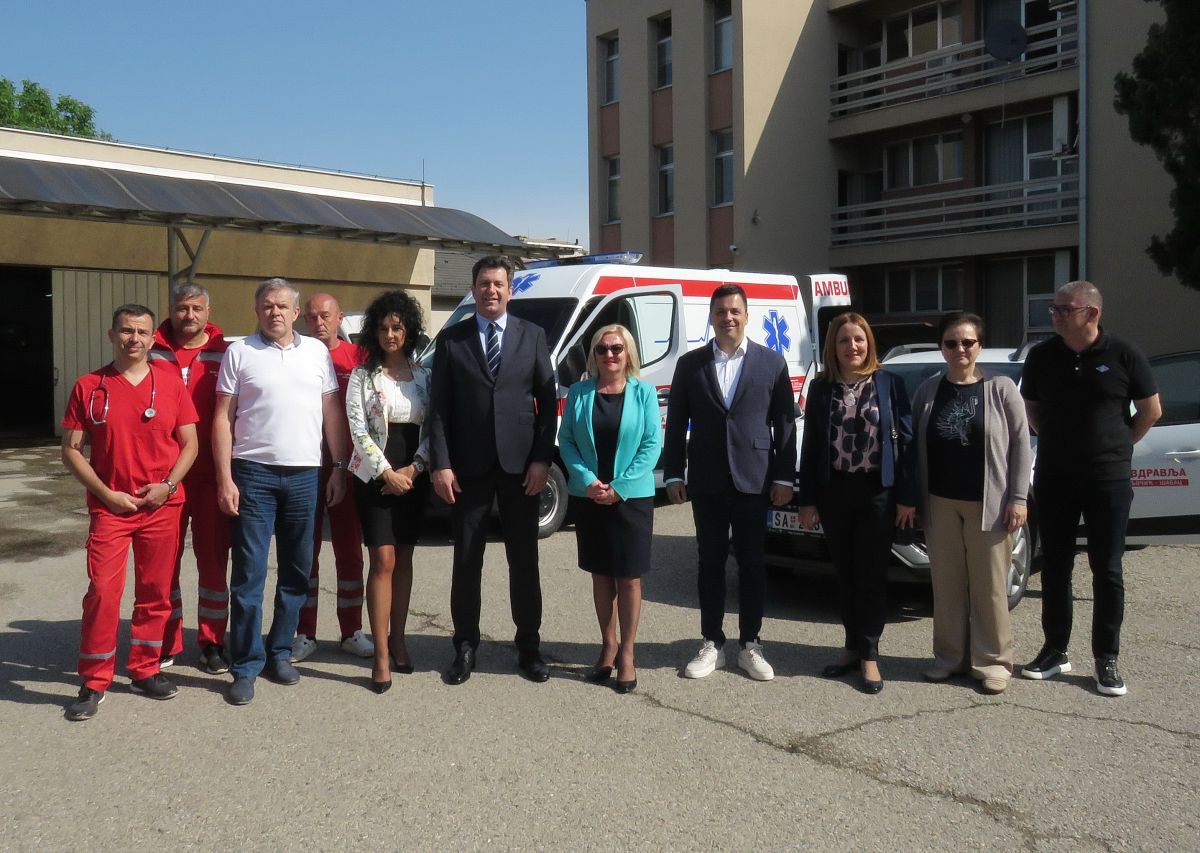 Донација Градске управе Дому здравља (Фото: Глас Подриња)