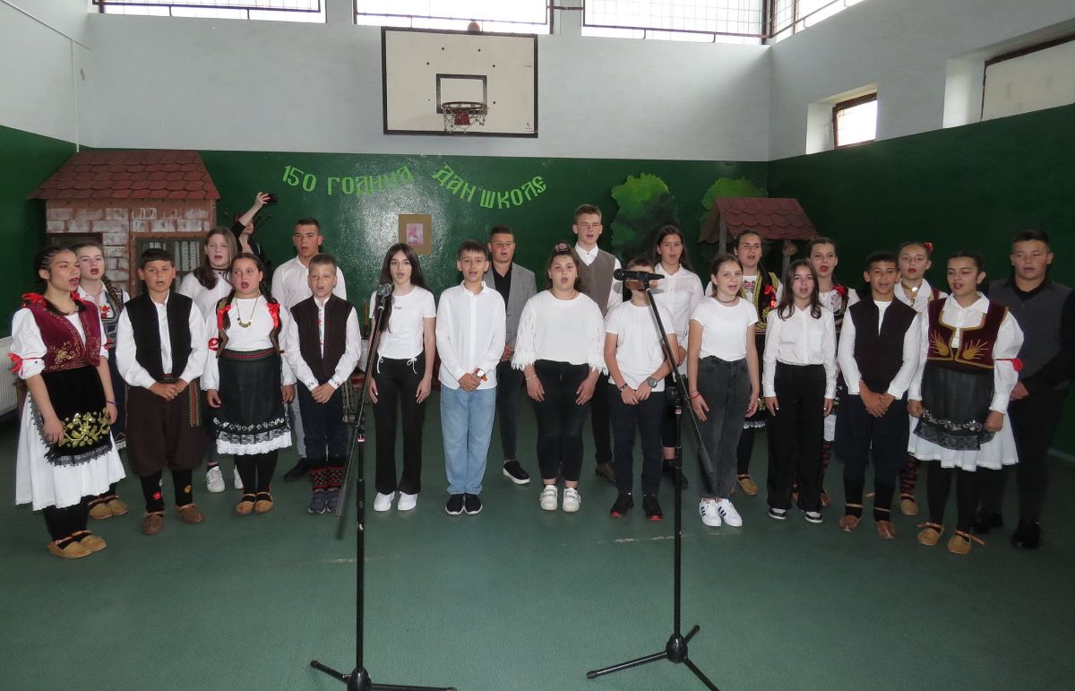 Osnovna škola „Laza K. Lazarević“ u Klenju obeležila 150 godina postojanja (Foto: Glas Podrinja)