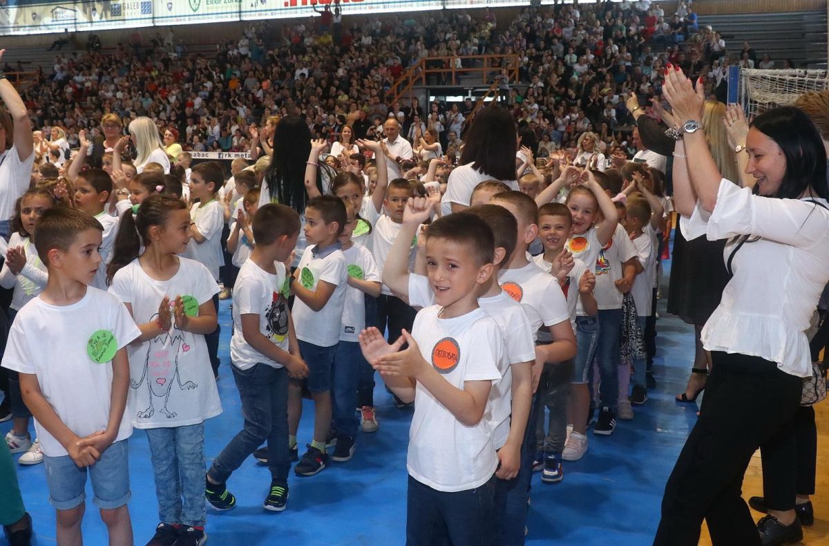 „Mala, mala matura“ (Foto: Glas Podrinja)