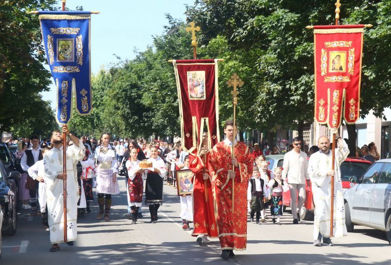 Свечана литија/Глас Подриња