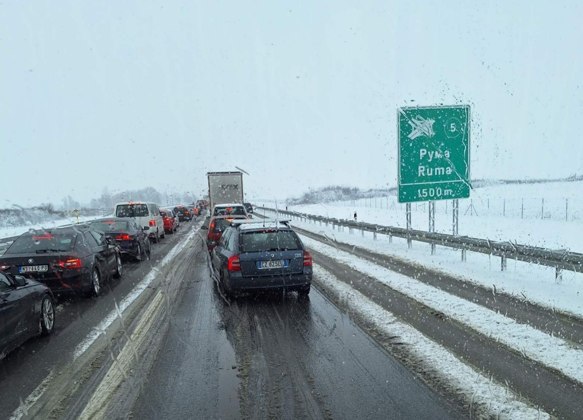 Saobraćajne nezgode na auto -putu kod Rume i Iriškom vencu