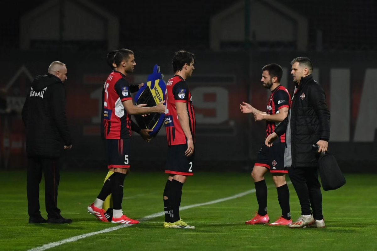 Jedna runda pre plej ofa (foto: Filip Savić/FK Mačva)