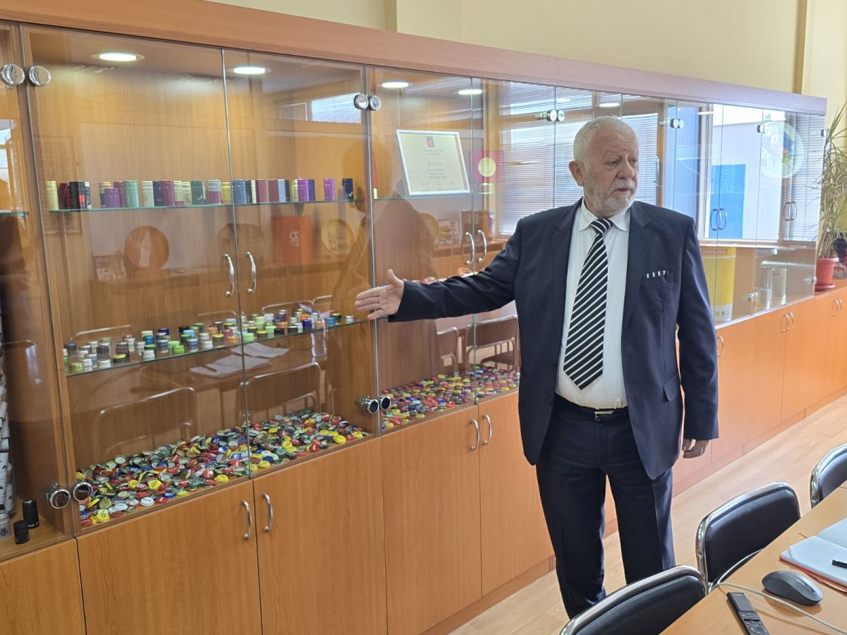 Радослав Веселиновић