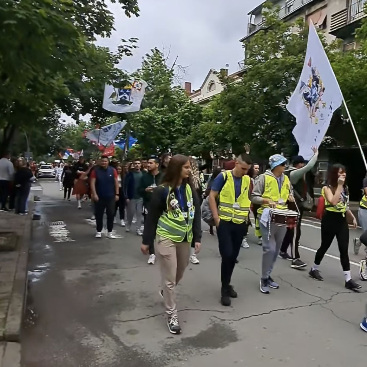 Studenti na putu ka Loznici