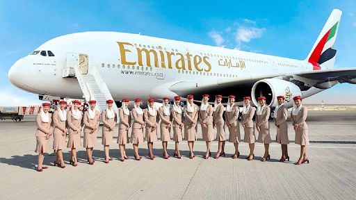 foto: https://www.internetsearchinc.com/history-evolution-of-emirates-airlines/