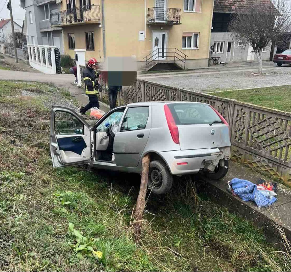 Саобраћајна незгода у Богосавцу, једна особа повређена