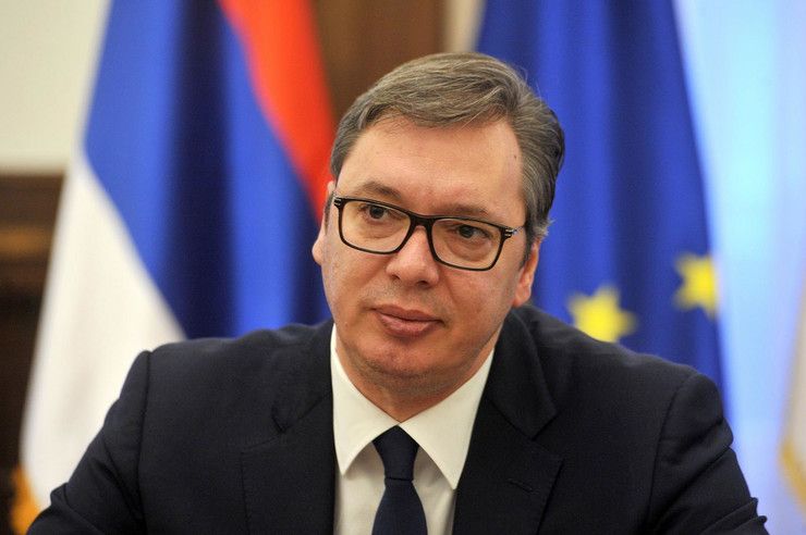 Vučić: Pronađena trojica osumnjičenih koji su palili Vesićevu knjigu