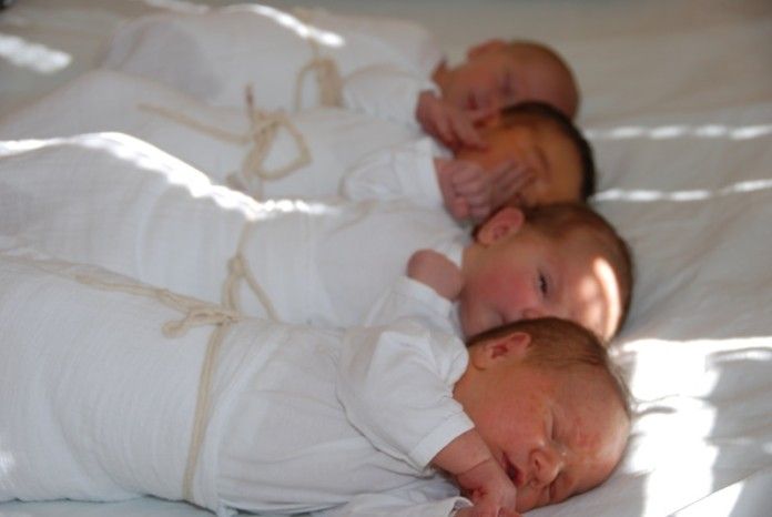 Рођене три бебе