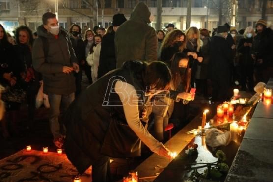 Epidemiolog:Okupljanja u čast Balaševića bez zaštite odaje se počast korona virusu