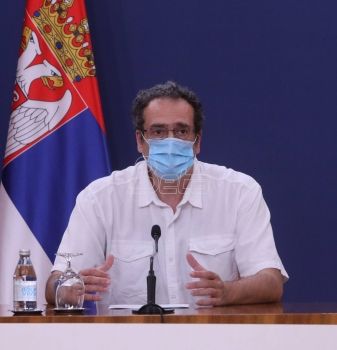 Јанковић: Епидемија короне не јењава већ се распламсава