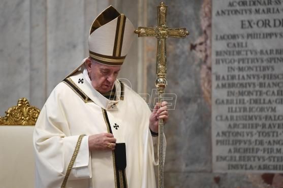 Papa na Uskrs uputio svoje misli bolesnima, umrlim i porodicama