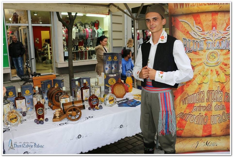 ČAŠICA SPAJA TRADICIONALNO I MODERNO