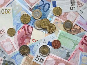 Evro danas 117, 71 dinar