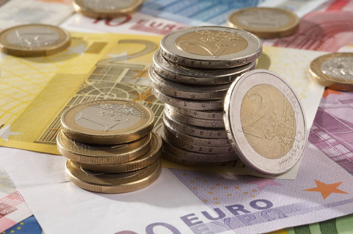 Евро у понедељак 118,24 динара