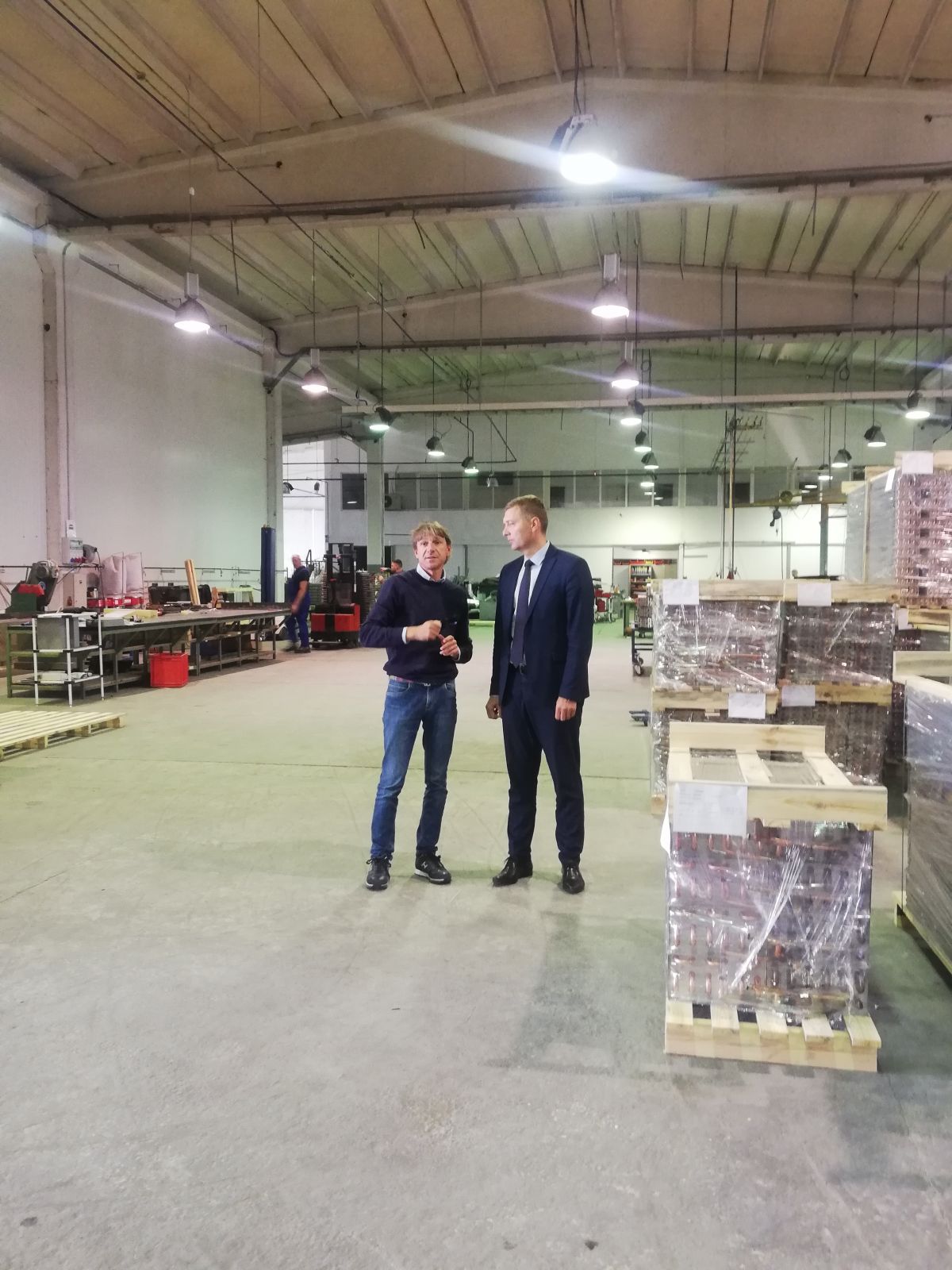 Градоначелник Зеленовић посетио новоотворену фирму Рефрион