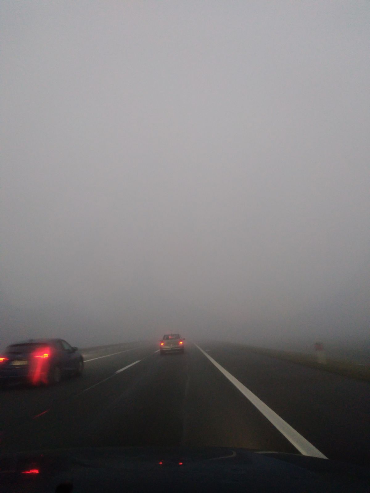 Велика магла на путу
