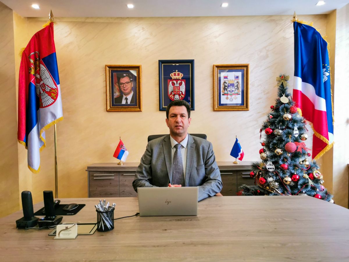 Честитка градоначелника Шапца, др Александра Пајића