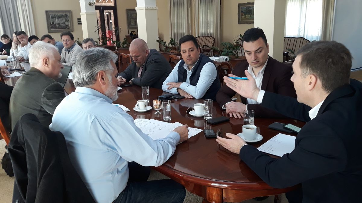 ПРИВРЕДНОМ САВЕТУ ПРЕДСТАВЉЕНИ КАПИТАЛНИ ПРОЈЕКТИ ГРАДА ШАПЦА