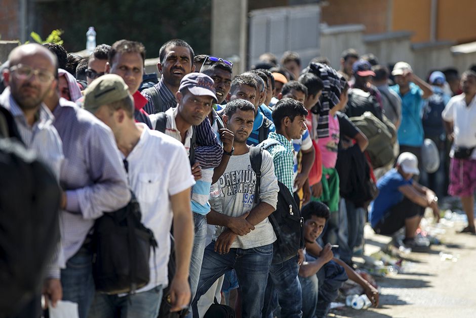 U prihvatnim centrima smešteno 4.122 izbeglica i migranata