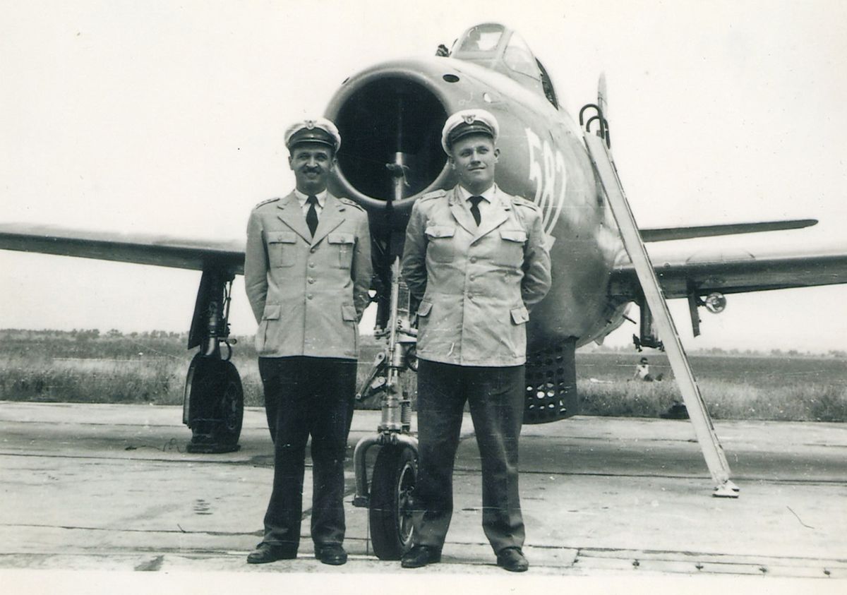 m.teovanović  na aerodromu  u zagrebu