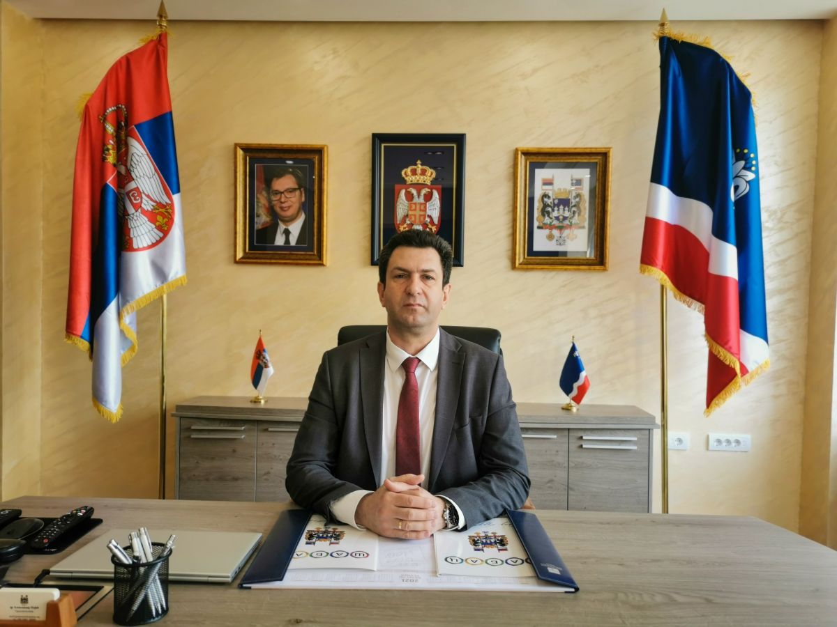 кабинет градоначелника Шапца