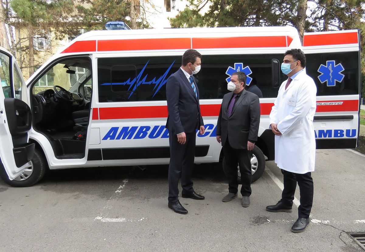 Najsavremenije sanitetsko  vozilo stiglo u Šabac