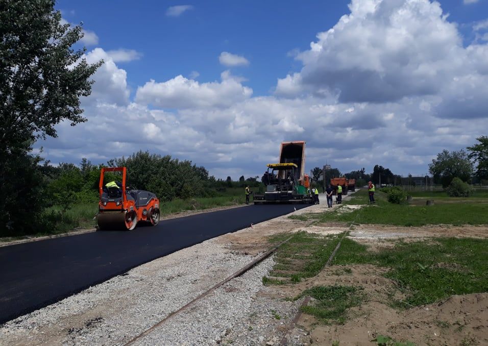 U toku asfaltiranje Savske ulice