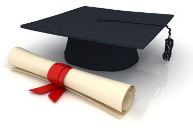 Najuspešnijim studentima dodeljene opštinske stipendije