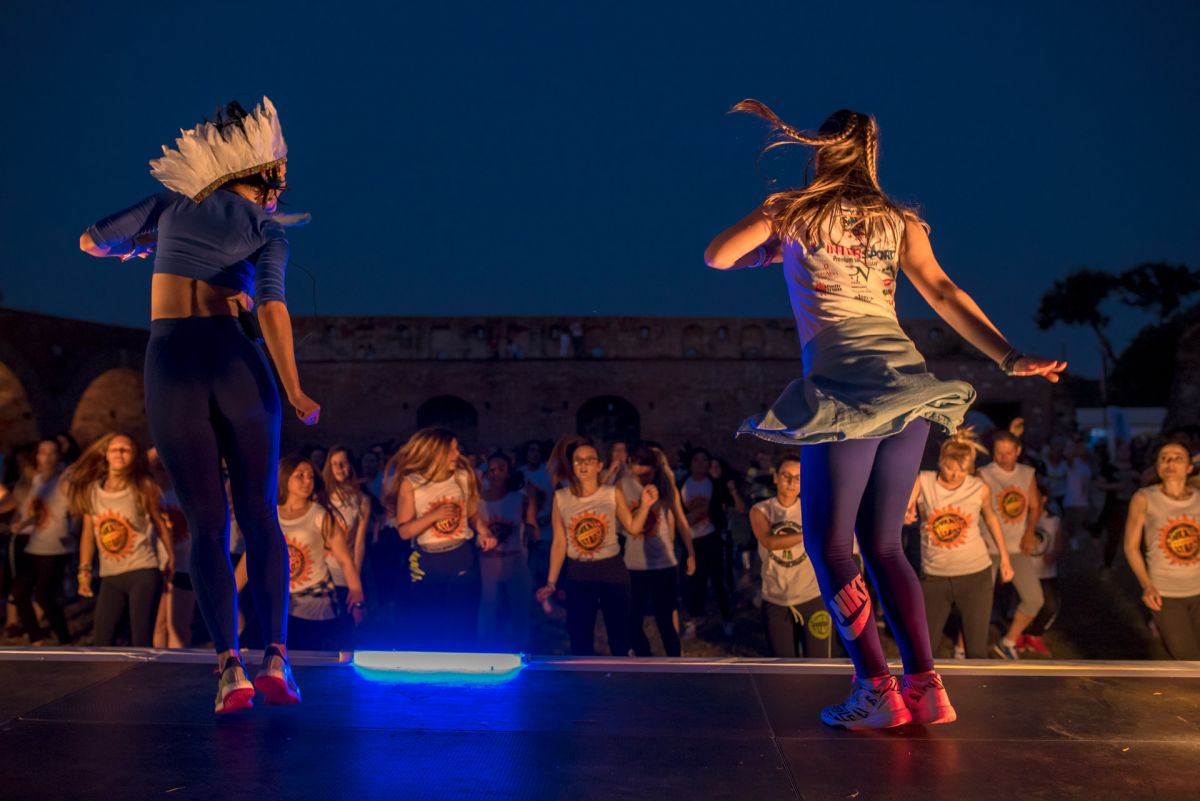 Zumba Fitnes usrećuje ljude