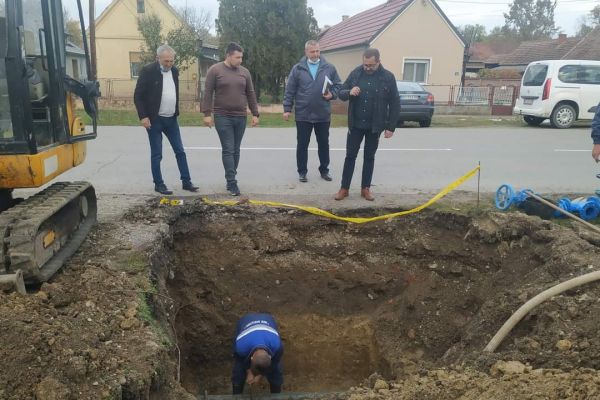Реконструкција водоводне мреже у улици Јањића сокак у Богатићу