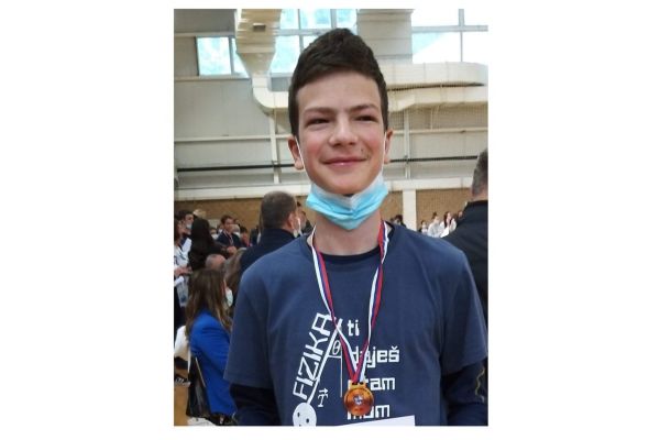 Милош Савић ученик Шабачке гимназије освојио на Интернационалној јуниорској научној олимпијади бронзану медаљу