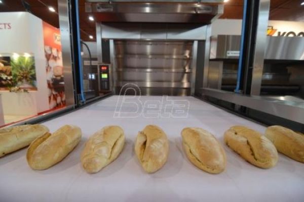 Унија пекара Србије: Хлеб неће поскупети због повећања цене струје за привреду