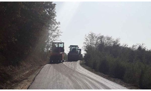 Još jedan opštinski put sa modernim kolovoznim zastorom