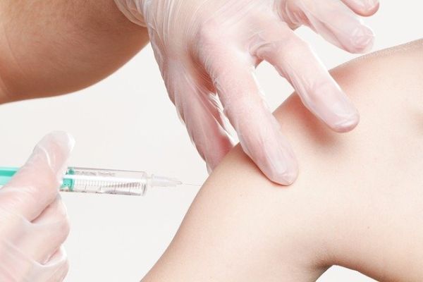 Ministarstvo zdravlja: Potrebno je da vakcinu primi 676 dece
