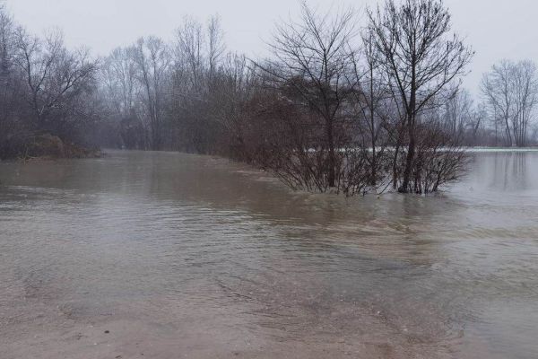 Атар Парашница под водом, Сава расте, Дрина у стагнацији