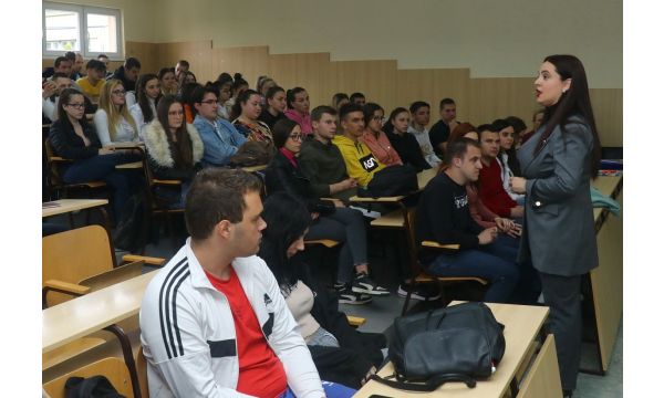 Прилика за студенте и фирме