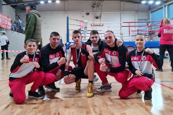 Један шампион и три вицешампиона
