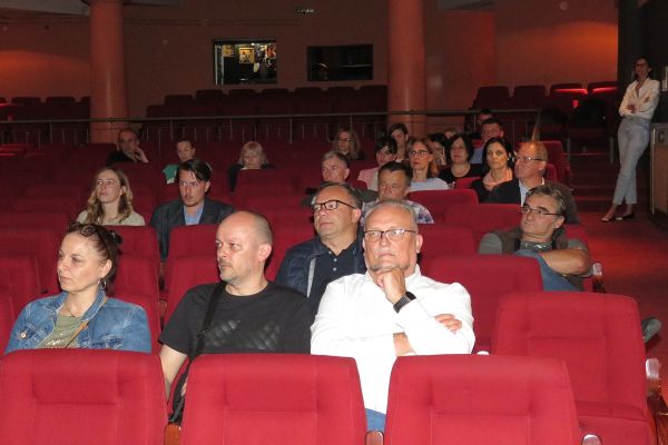 U Šabačkom pozorištu održan Javni forum: Strategija razvoja urbanog područja Šapca