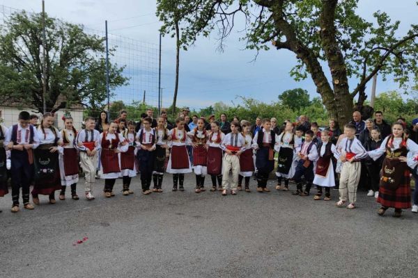 Majaluk u Debrcu