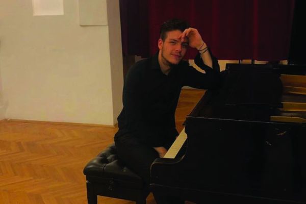 Lazar Torbica, uspešni mladi pijanista: Glavni lik u svojoj avanturi