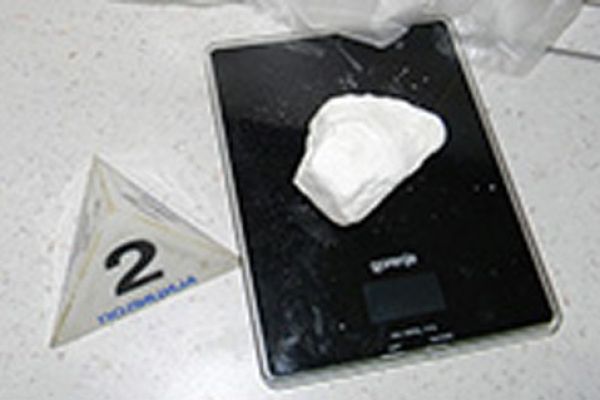 Kod Šapčanina pronađena droga, municija i optički nišan