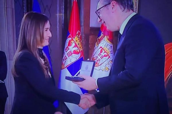 Snežani Paunić iz Badovinaca zlatna medalja za izuzetne zasluge u poljoprivredi
