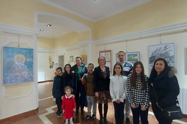 Млади уметници у посети Библиотеци шабачкој