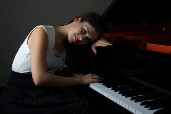 Jelena Zidarić Zečević: Za klavirom život piše najlepše note